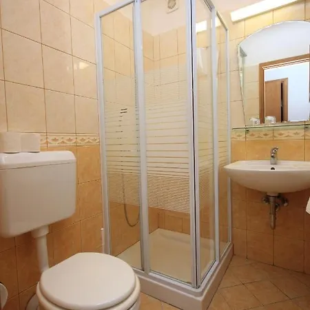 Double 8144a Πανσιόν 3*