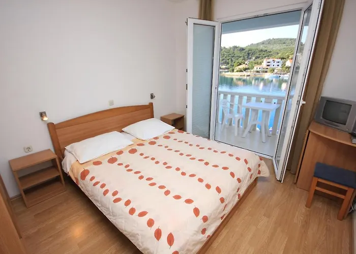 بيت ضيافة Double 8144a